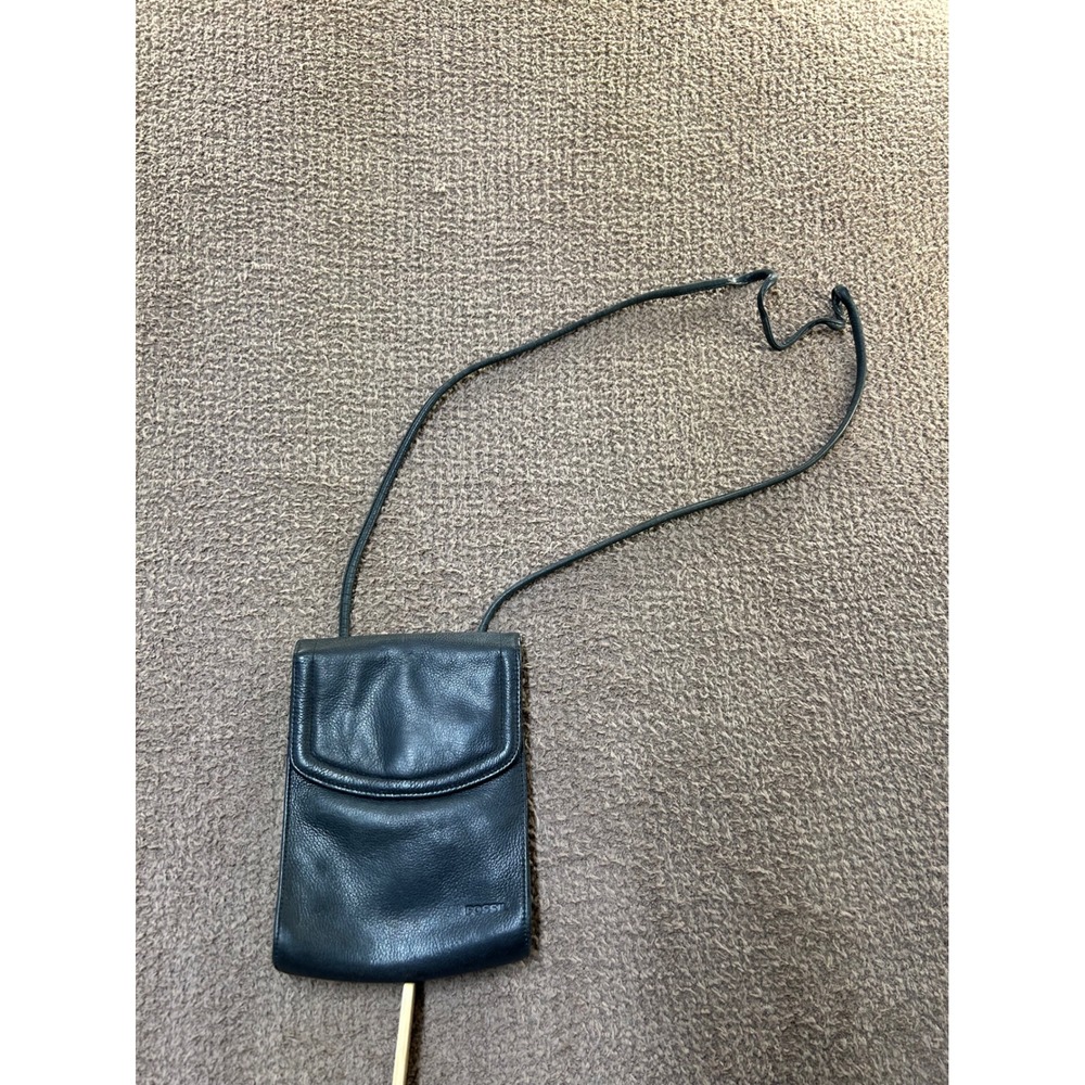 Fossil Black Leather Small Crossbody Bag Flap Magnetic Snap Phone Purse